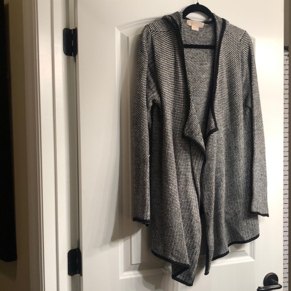 Michael Kors - Large - Hooded knit jacket.